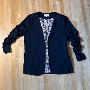 Women’s navy blue fun blazer